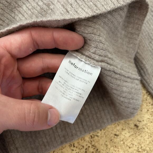 Reformation Luisa Cashmere Cropped Turtleneck Ribbed Sweater Small - Picture 4 of 6